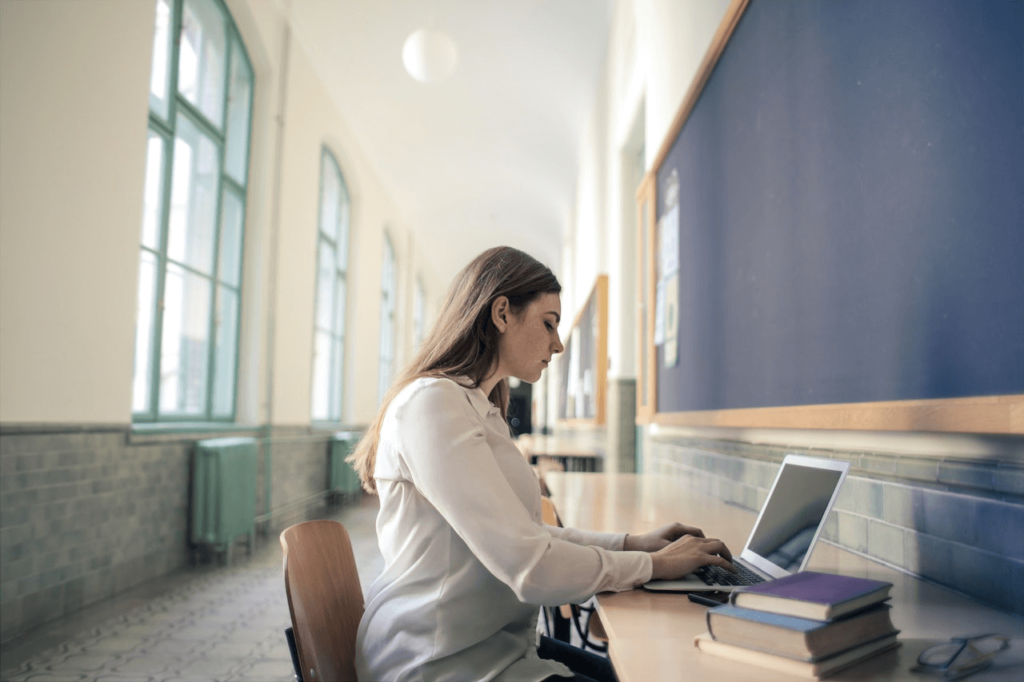 HubSpot CRM & Customer Interaction | HubSpot CRM