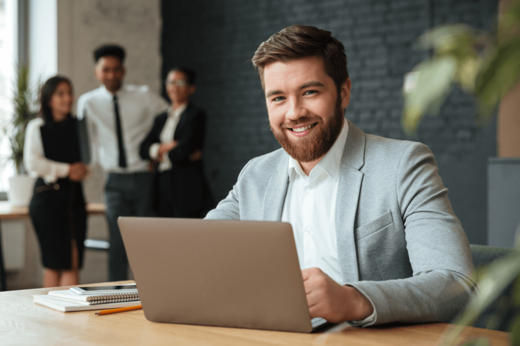 Customer-focused IT manager | The modern-day corporate juggler